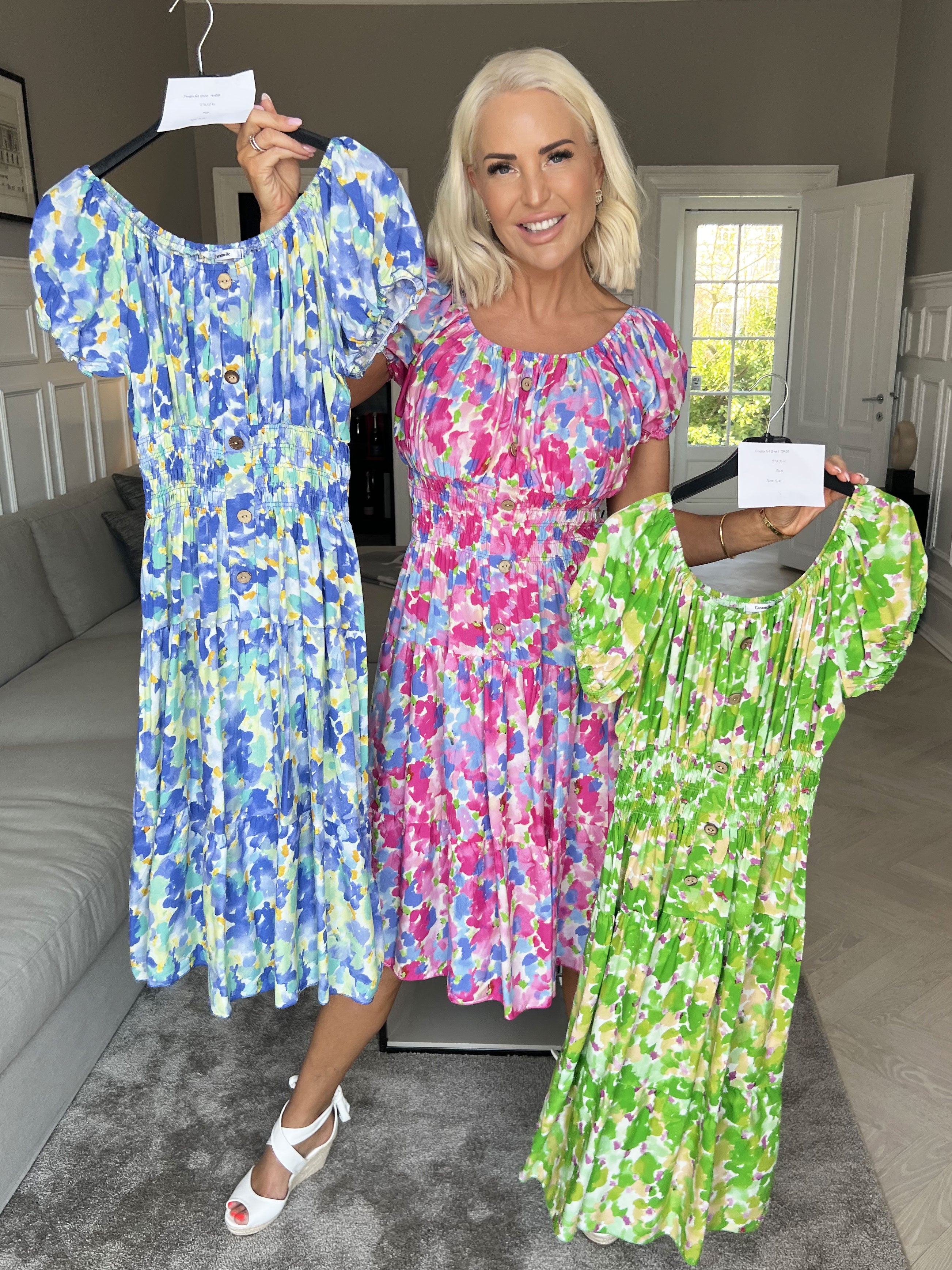 Finalia Art Short - Kort flerfarvet kjole i viskose med elastik i taljen